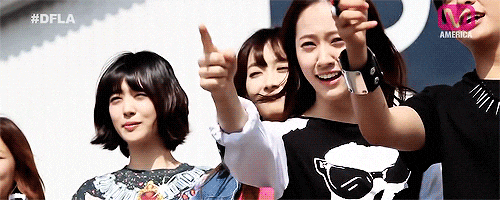 tumblr_mkrl98EXCu1qkxcnao1_500.gif?type=