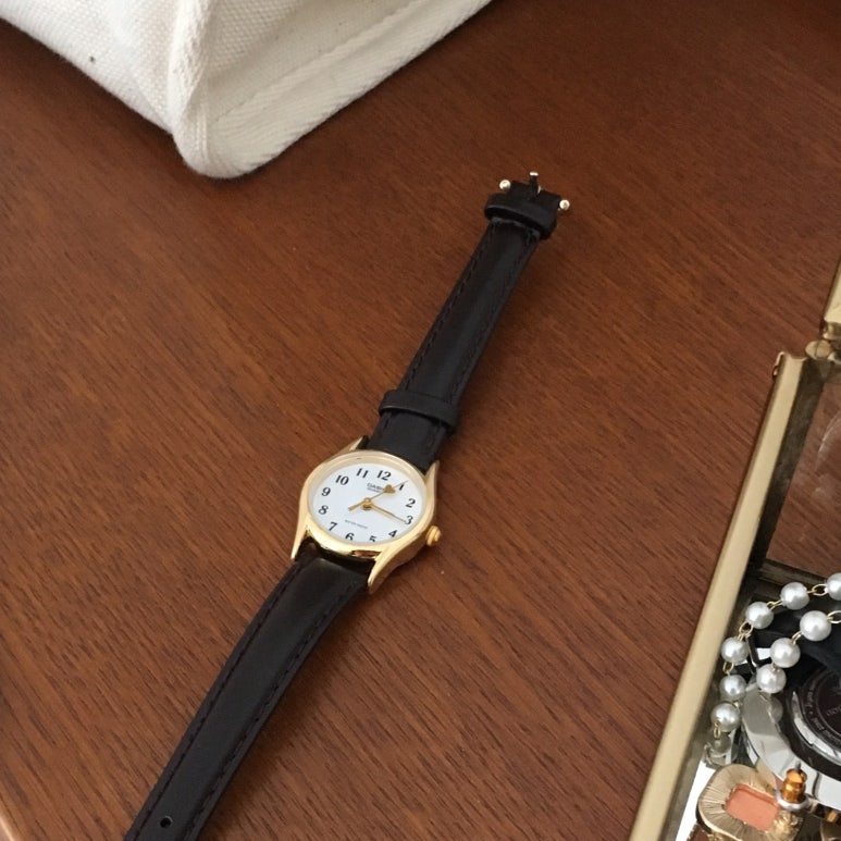 <b><p>Casio genuine Heart Lther Watch Modn Simple</p></b><b><p>カシオ純正 ハートレザーウォッチ モダンシンプルルック 大学生デイリー 一時系</p></b><br /><br /><p align='center'>